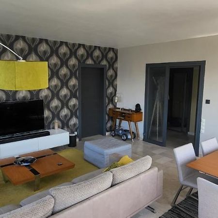Appartement Lumineux de 90 m2 situé en centre ville Annecy Exterior foto