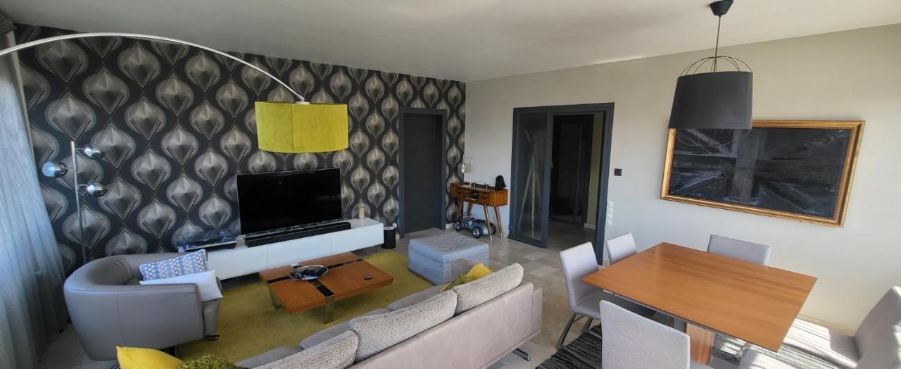 Appartement Lumineux de 90 m2 situé en centre ville Annecy Exterior foto